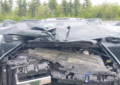 2018 Chevrolet Silverado 2500Hd High Country из США, поврежденный, VIN 1GC1KXEG4JF225114